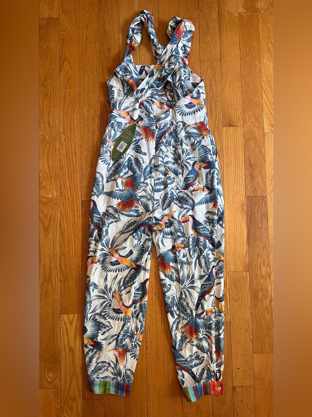 NWT FARM RIO Flying Toucans Crossed Back Frilled Jumpsuit - Size Large - Picture 3 of 8
